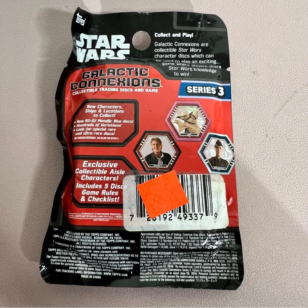 New NIP - Topps StarWars Galactic Connexions Collectible Trading Disk & Game 201